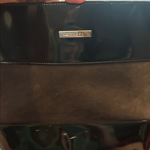 Gucci Tom Ford Era Patent and Suede Shoulder Bag - Picture 15 of 15